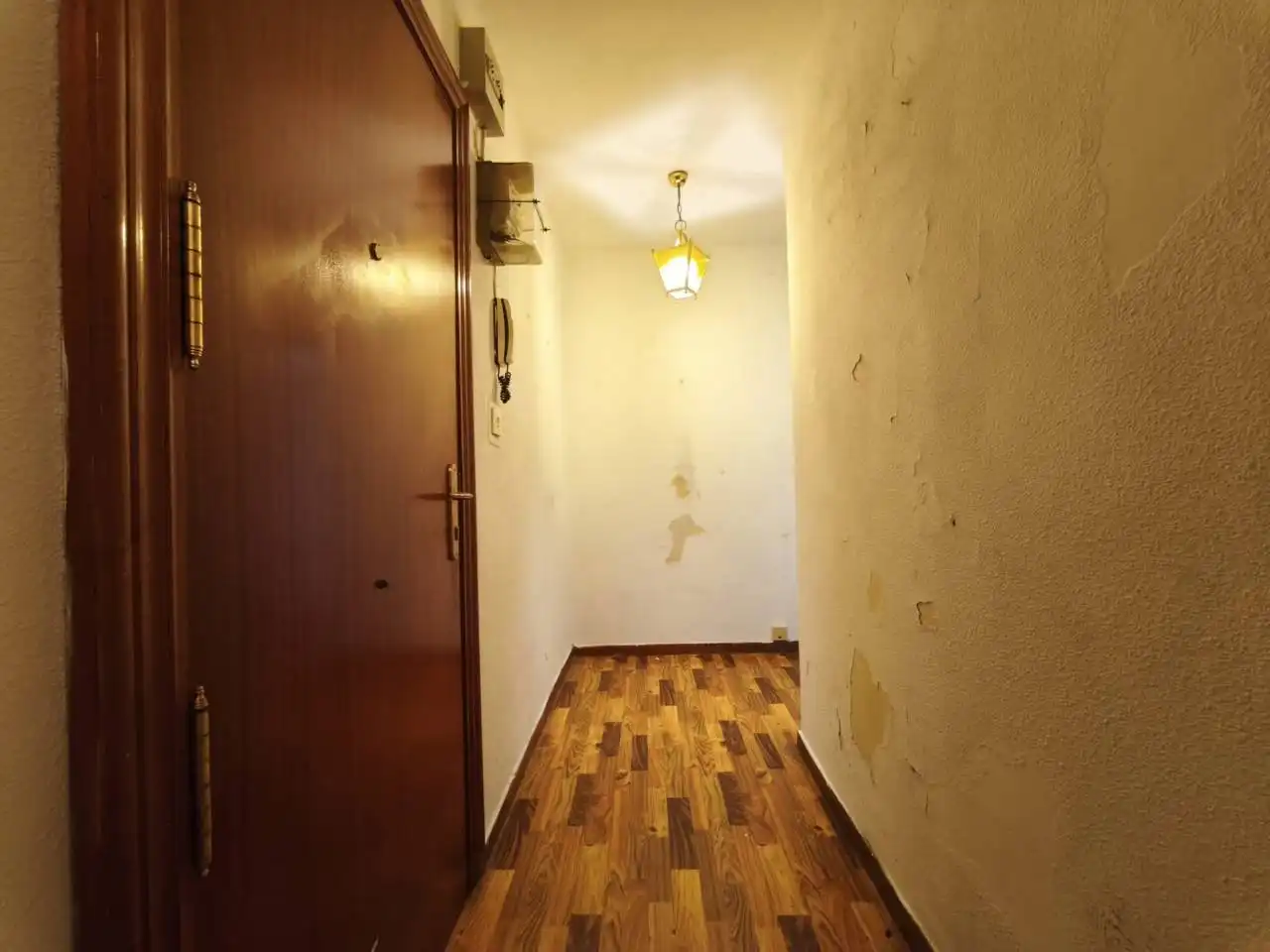 Piso en venta en Burgos con Calefacción y Parquet