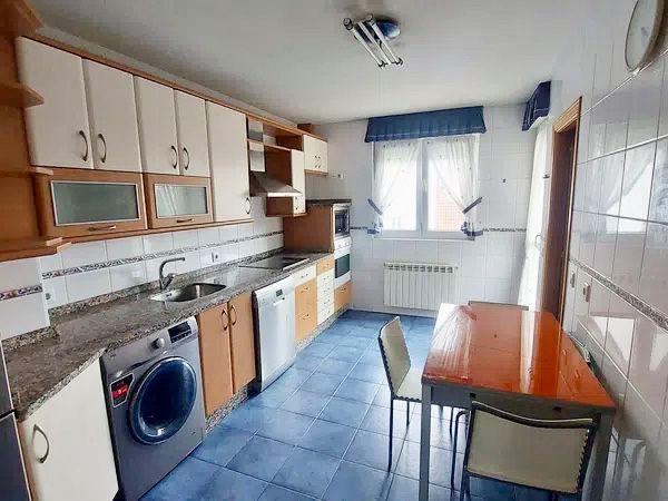 Kitchen of Duplex for sale in León Capital   with Heating, Parquet flooring and Terrace