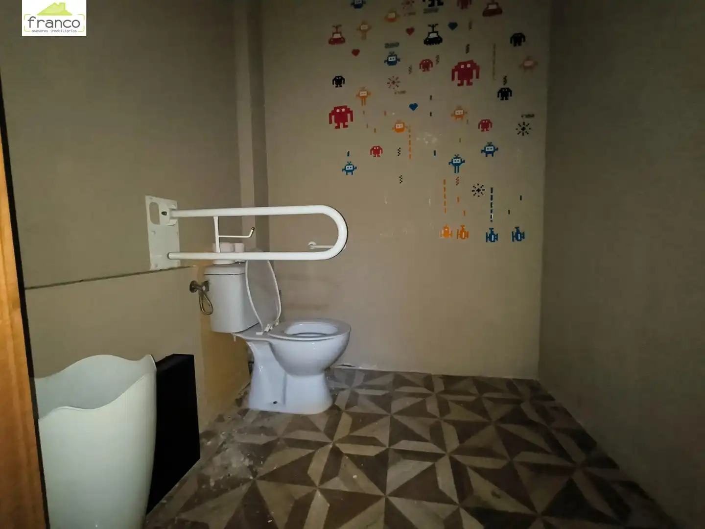 Baño de Local de alquiler en Pedanías Este