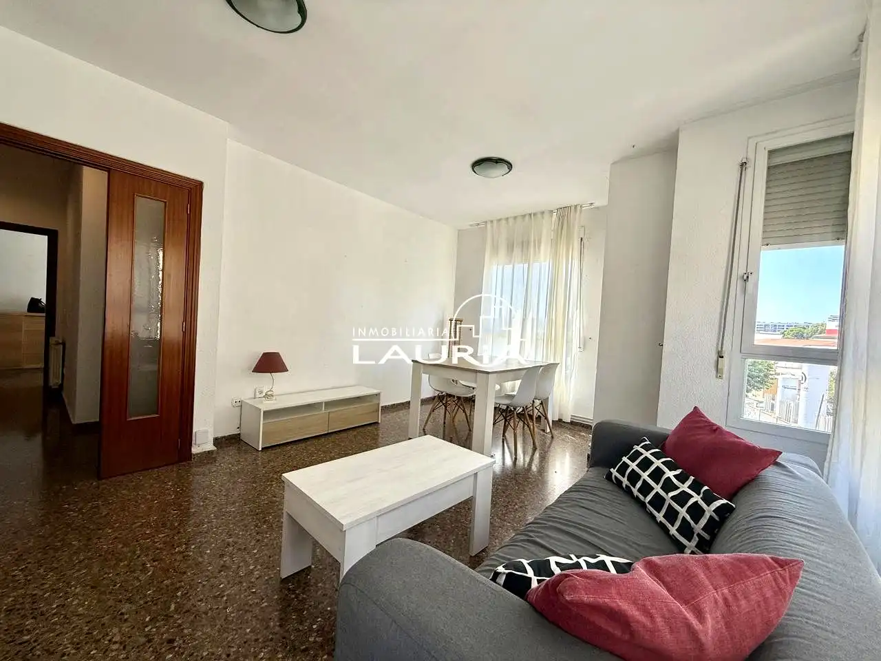 Living room of Flat for rent in Valencia  with Air Conditioner, Heating and Furnished