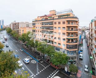 Exterior view of Flat for sale in  Madrid Capital  with Air Conditioner, Heating and Furnished