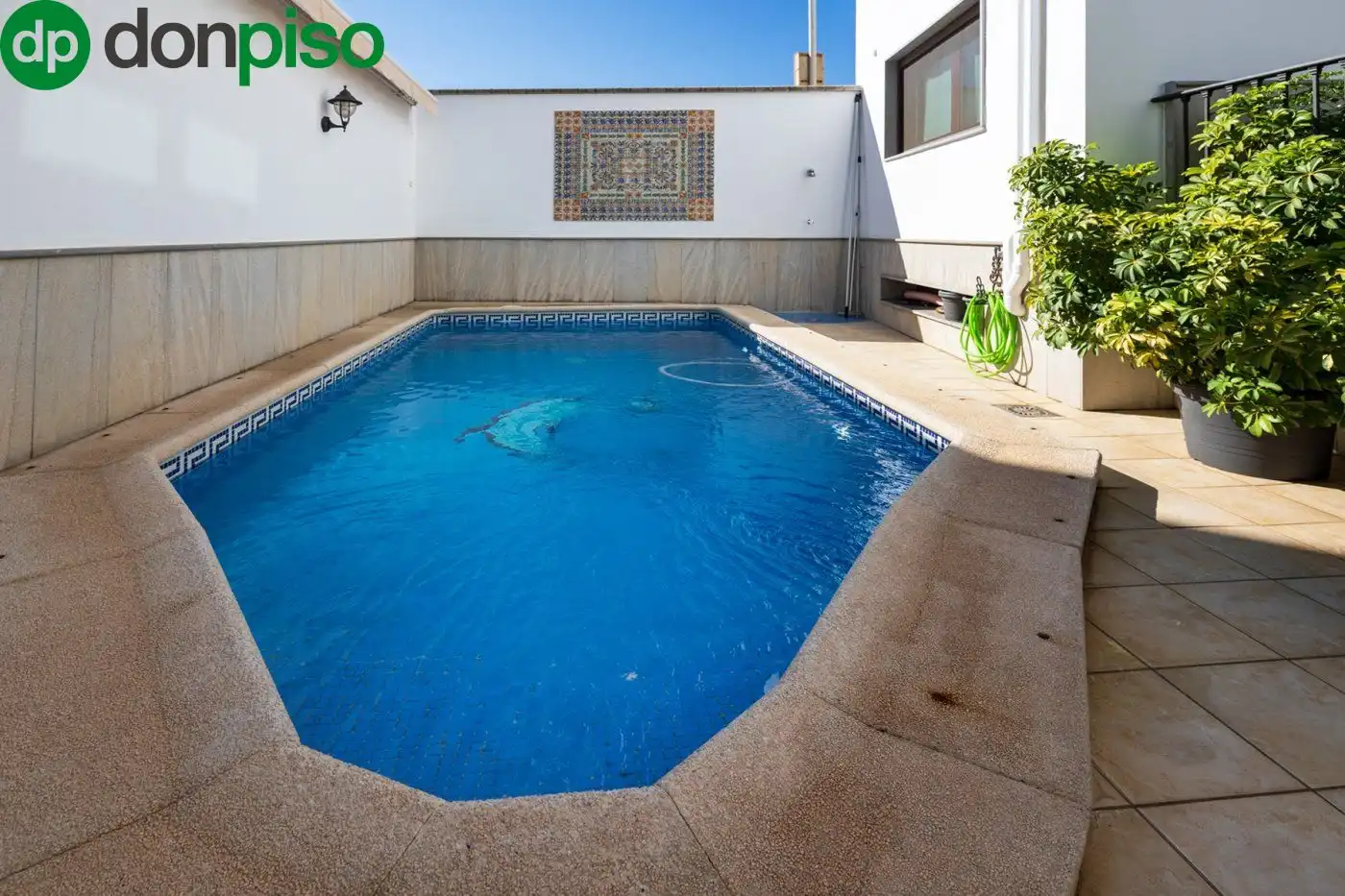 Swimming pool of Houses for sale in Granada  with Air Conditioner, Heating and Terrace
