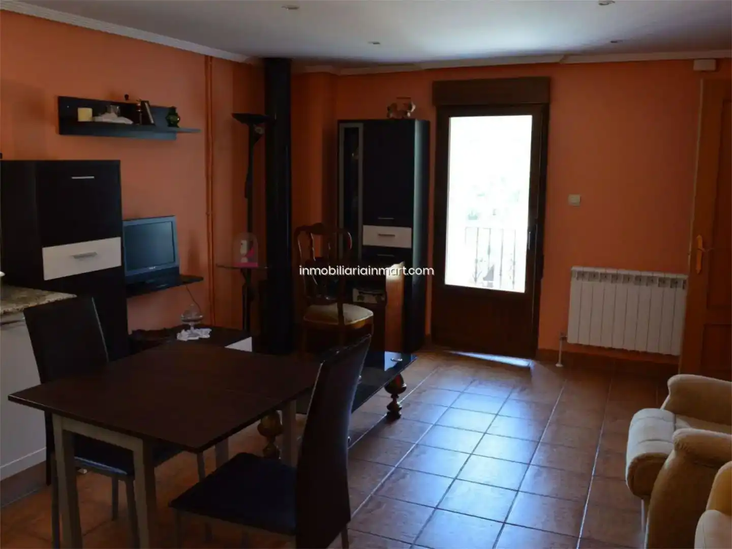 Sala d'estar de Pis en venda en Aguas Cándidas amb Moblat i Balcó