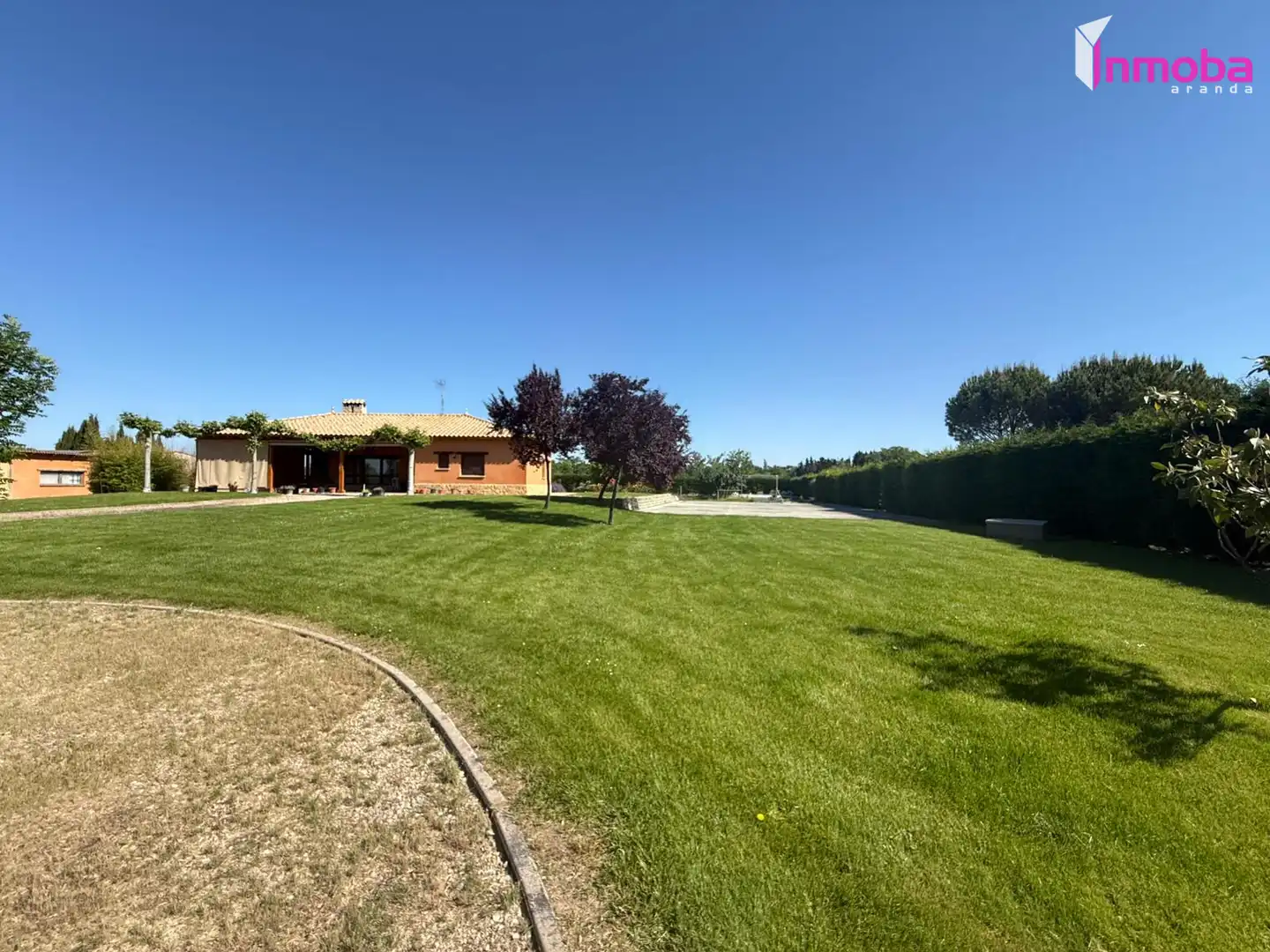 Houses for sale in Aranda de Duero  with Heating, Private garden and Terrace