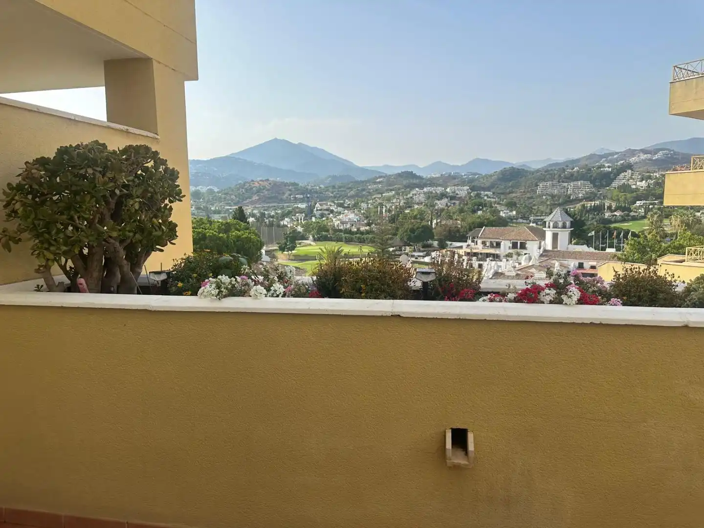 Exterior view of Apartments for sale in Marbella  with Air Conditioner, Terrace and Balcony