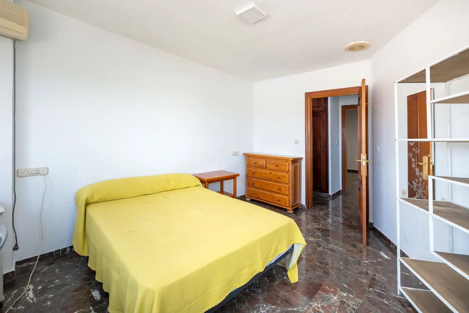 Flat for rent in N/A, -1, Camino de Ronda