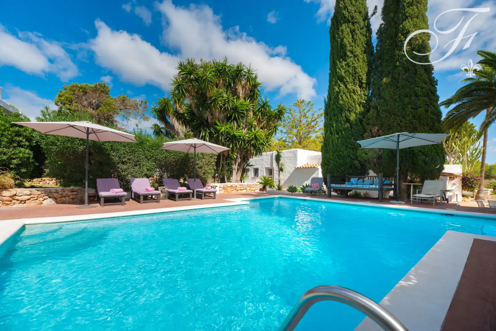 Xalet amb piscina en venda a Sant Antoni de Portmany