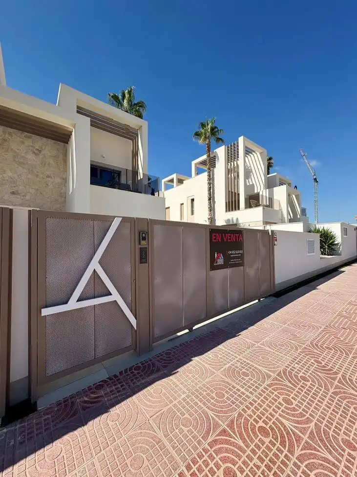 Casa o chalet en venta en El Campello, Alicante