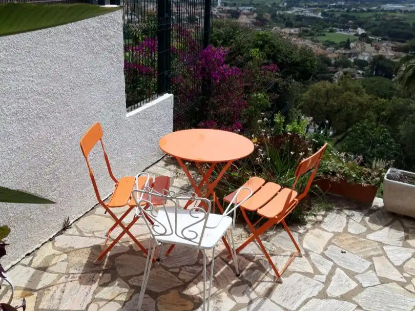 Studio zur Miete in carrer de la Selva 83