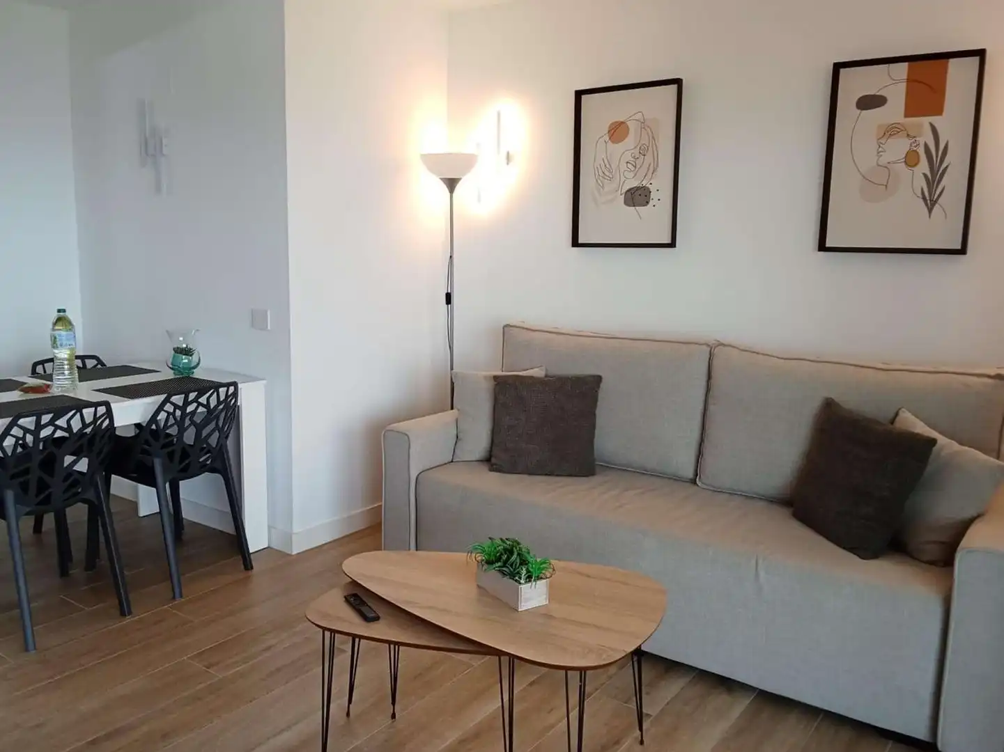 Sala d'estar de Apartament en venda en Torrevieja amb Aire condicionat, Calefacció i Terrassa
