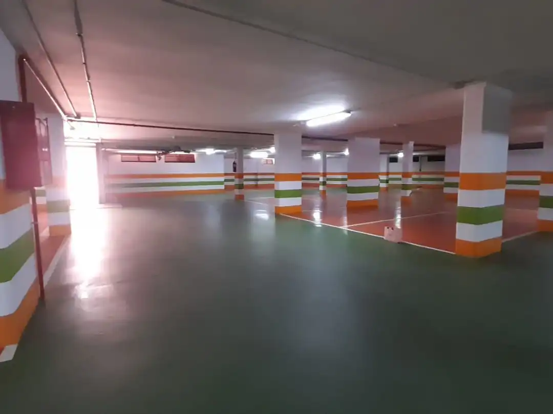 Parkplatz von Garage zur Miete in Sanxenxo mit Alarm