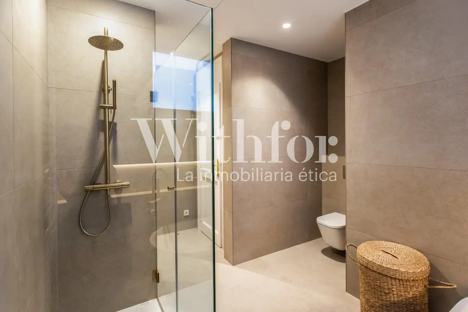 Flat with terrace to rent in Passeig GRACIA, imagen 50