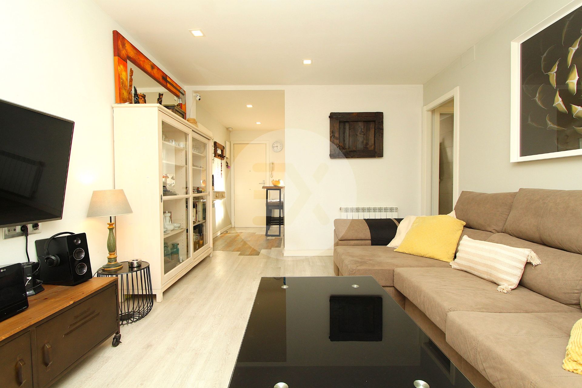 Living room of Flat for sale in Castelldefels  with Air Conditioner, Heating and Parquet flooring