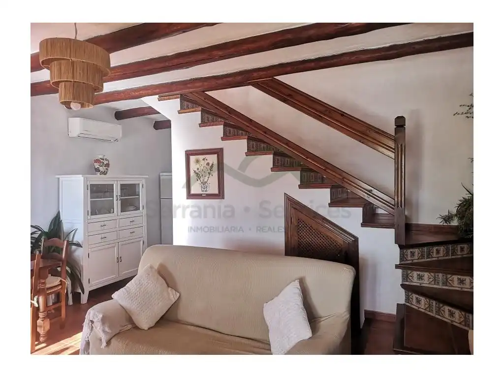 Country homes for sale in Benalauría