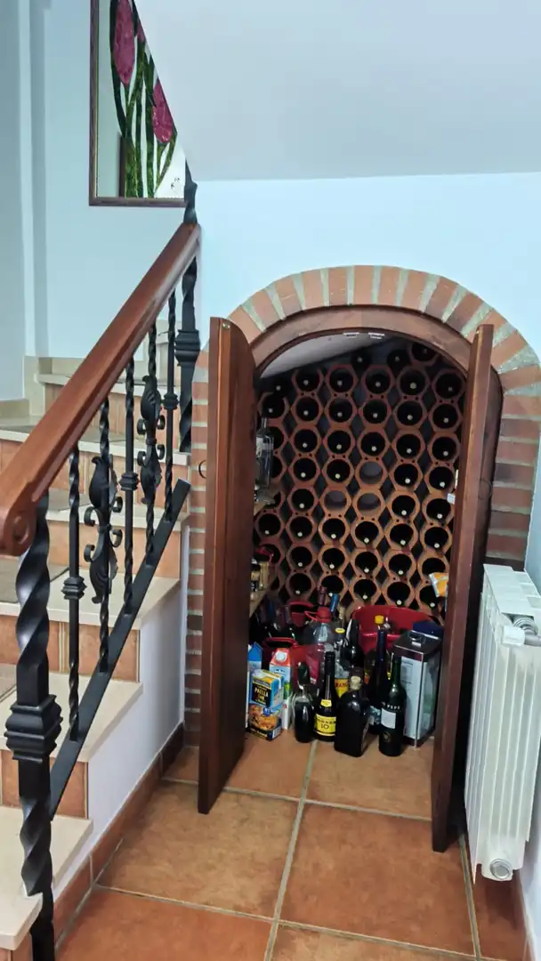 Einfamilien-Reihenhaus zum Verkauf in El Burgo Ranero  mit Heizung, Privatgarten und Parkett