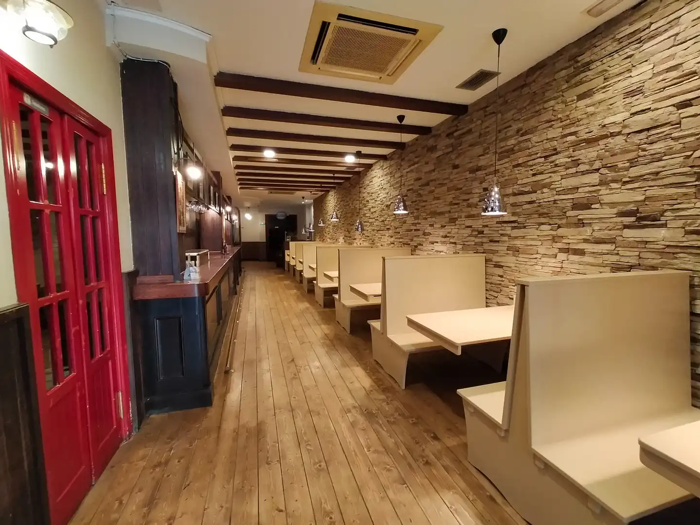 Local de alquiler en Gandia con Aire acondicionado, Parquet y Amueblado