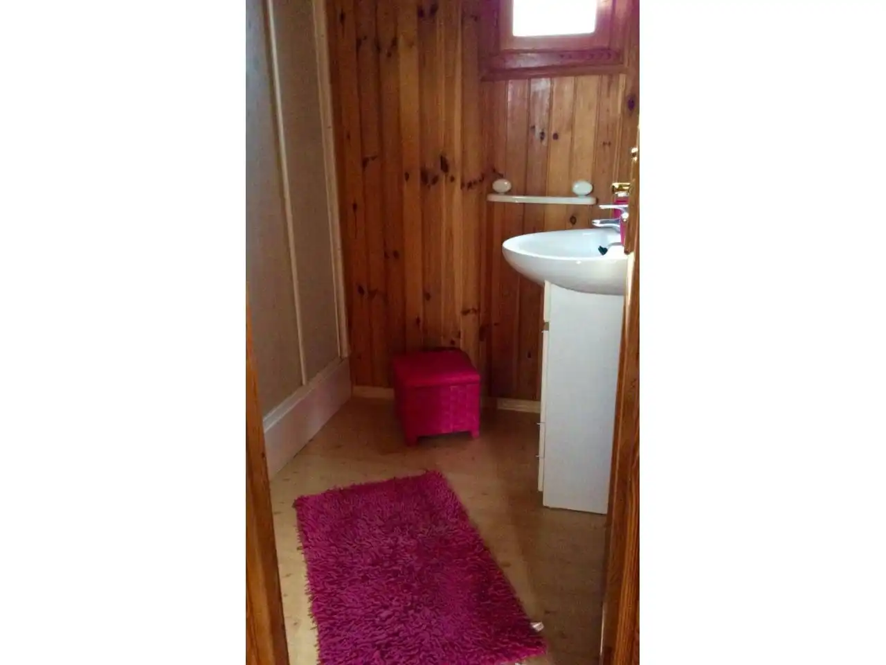 Badezimmer von Gebäude zum Verkauf in Colungo