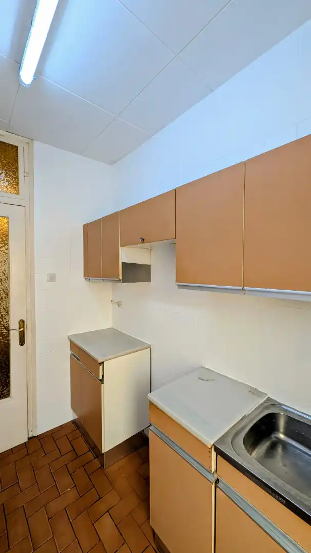 Cuina de Pis en venda en Barcelona amb Terrassa i Balcó