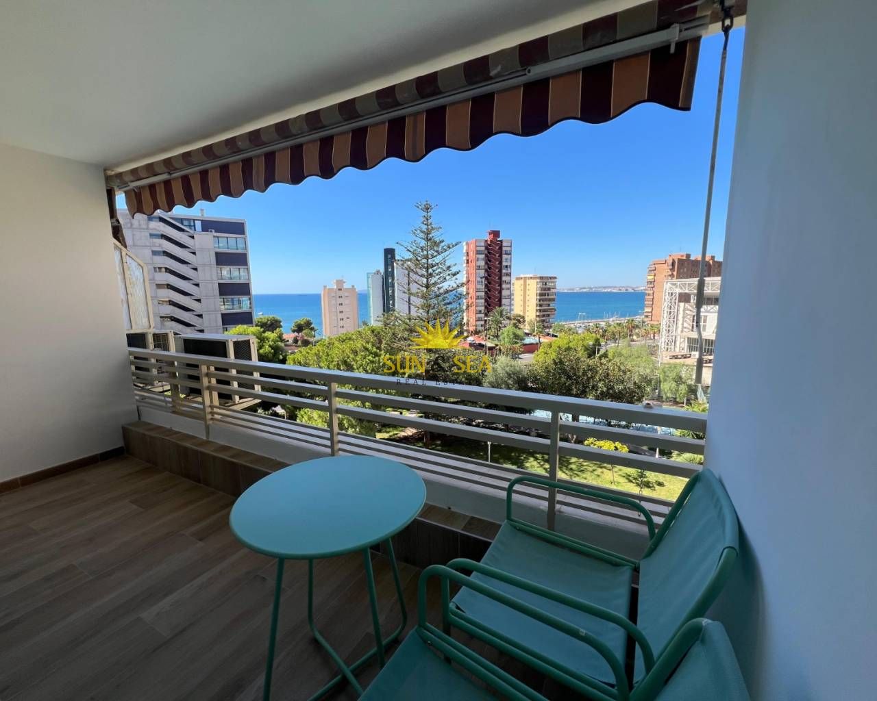 Dormitori de Estudi de lloguer en Alicante / Alacant amb Aire condicionat, Calefacció i Parquet