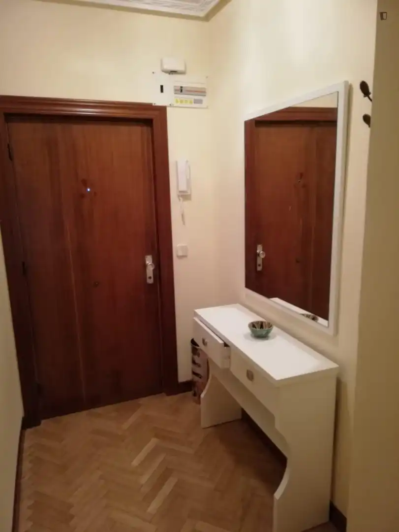 Room in Estación - Parque O'Donnell