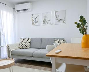 Living room of Apartment to share in  Madrid Capital  with Air Conditioner and Terrace