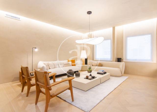 Piso en Venta en Carrer de Jorge Juan en Sol