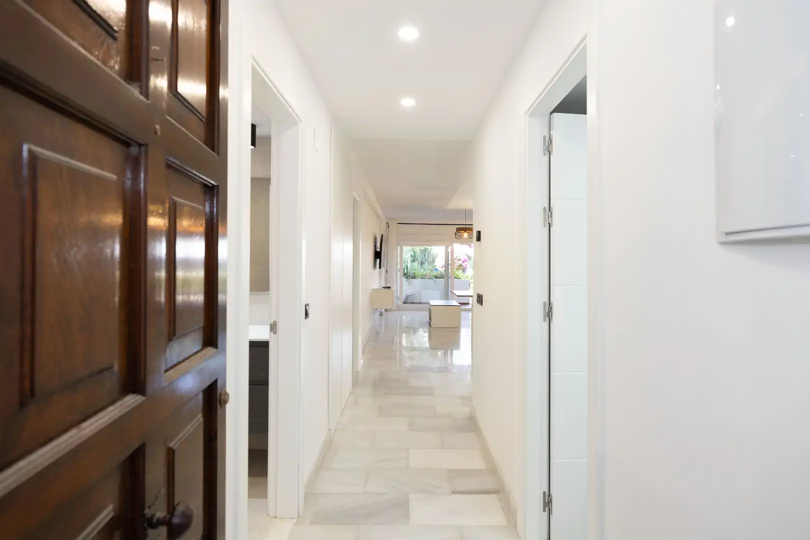 Ground floor for sale in Marbella  with Air Conditioner, Terrace and Community pool