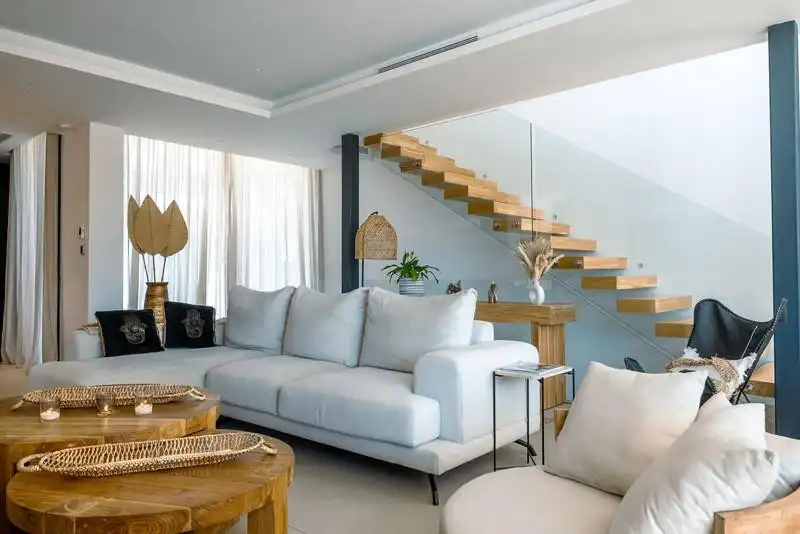 Living room of Houses for rent in Estepona  with Air Conditioner, Heating and Private garden