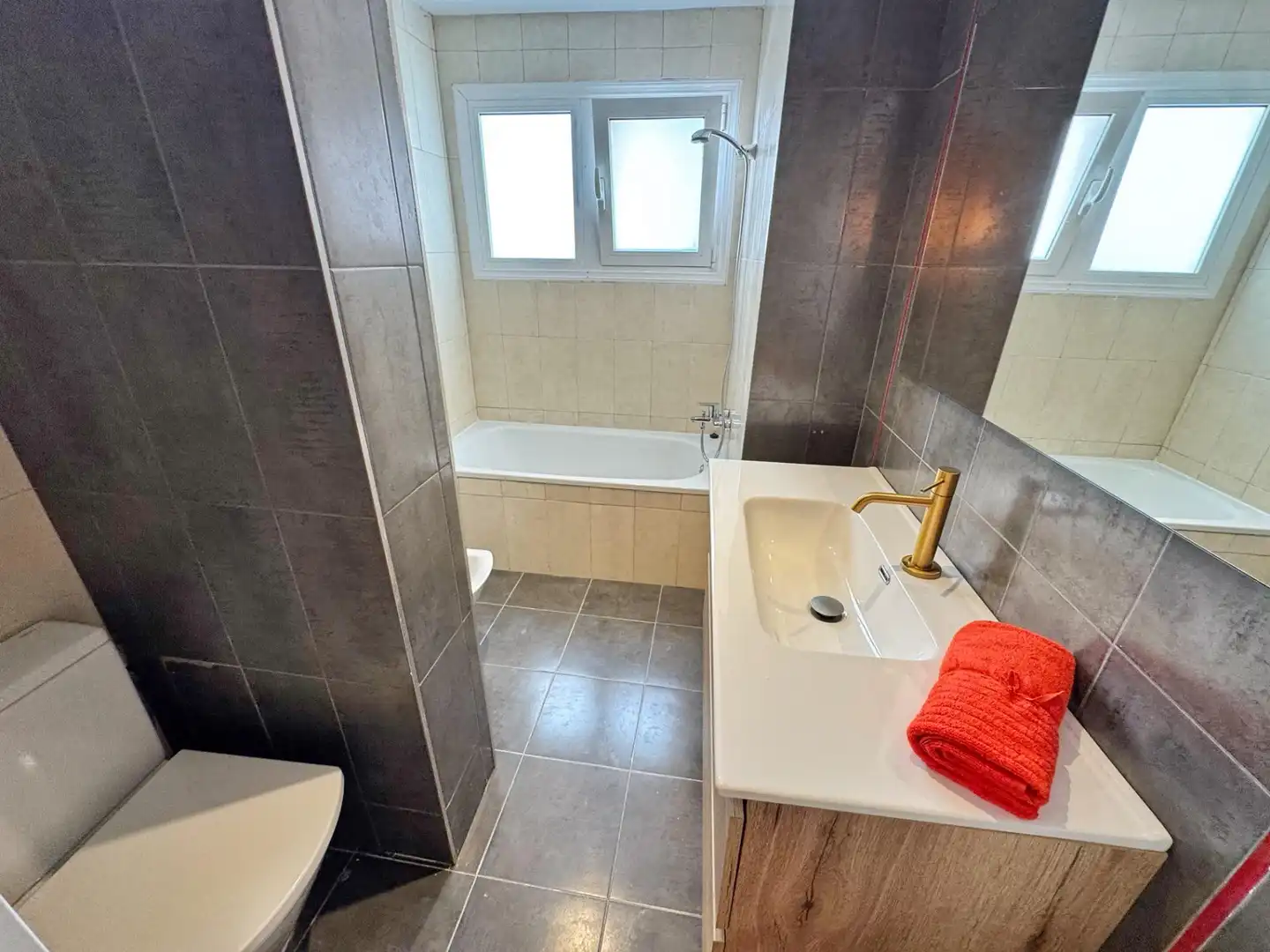 Baño de Piso en venta en Elda con Amueblado y Balcón