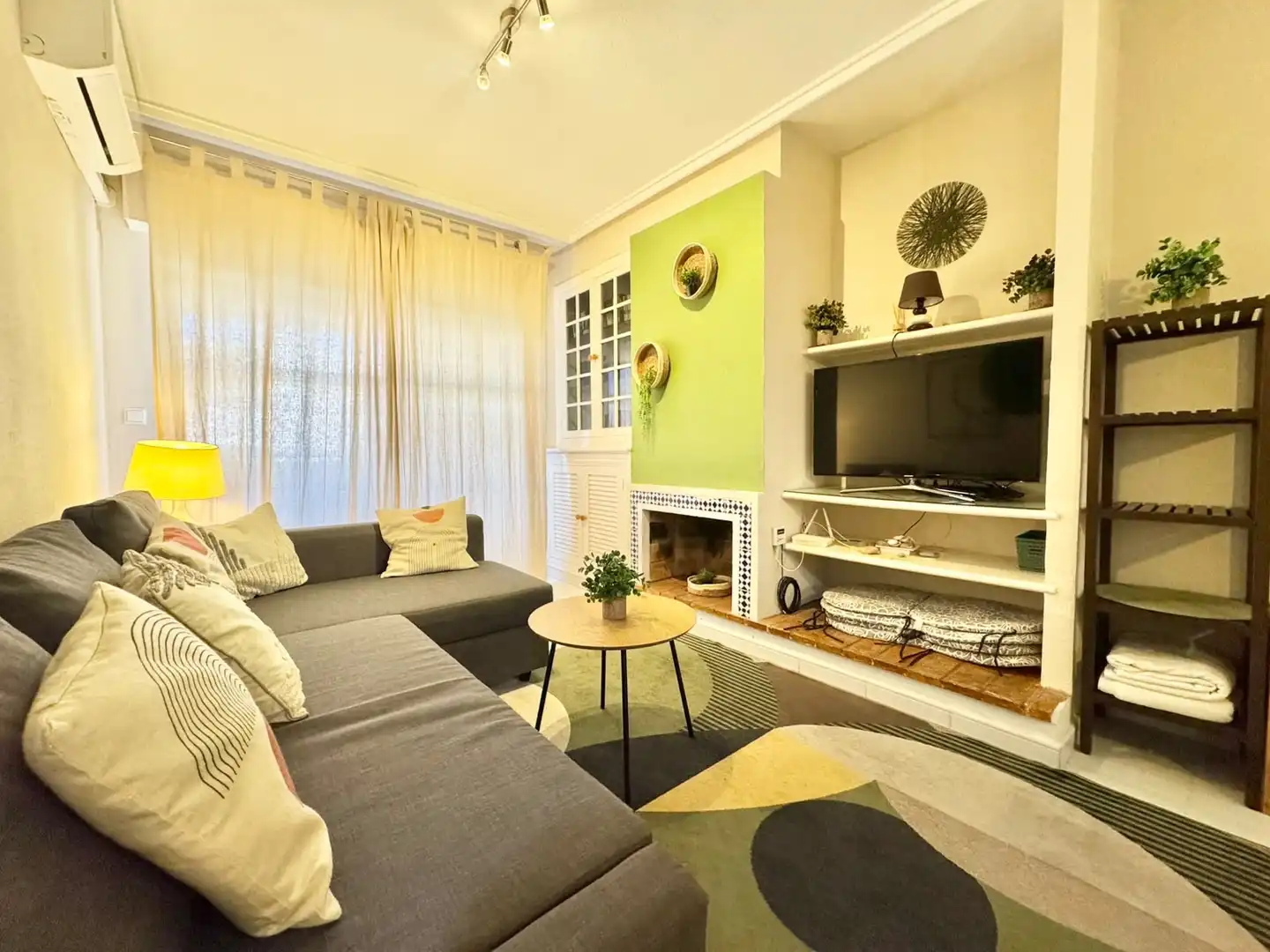 Living room of Flat for rent in Torrevieja  with Air Conditioner, Heating and Swimming Pool