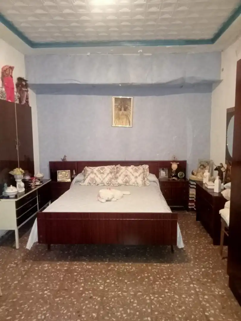Dormitori de Casa adosada en venda en Monóvar  / Monòver amb Jardí privat, Terrassa i Balcó