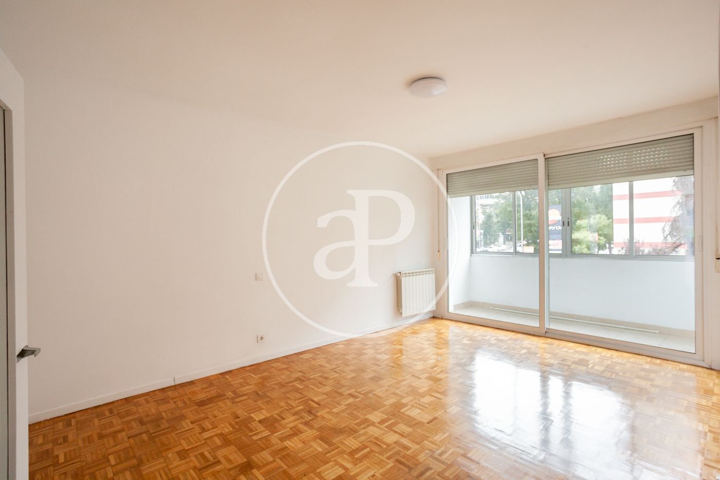 Habitación de Piso de alquiler en  Madrid Capital con Aire acondicionado, Calefacción y Terraza