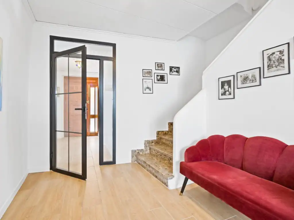 Terraced house for sale in Oliva pueblo