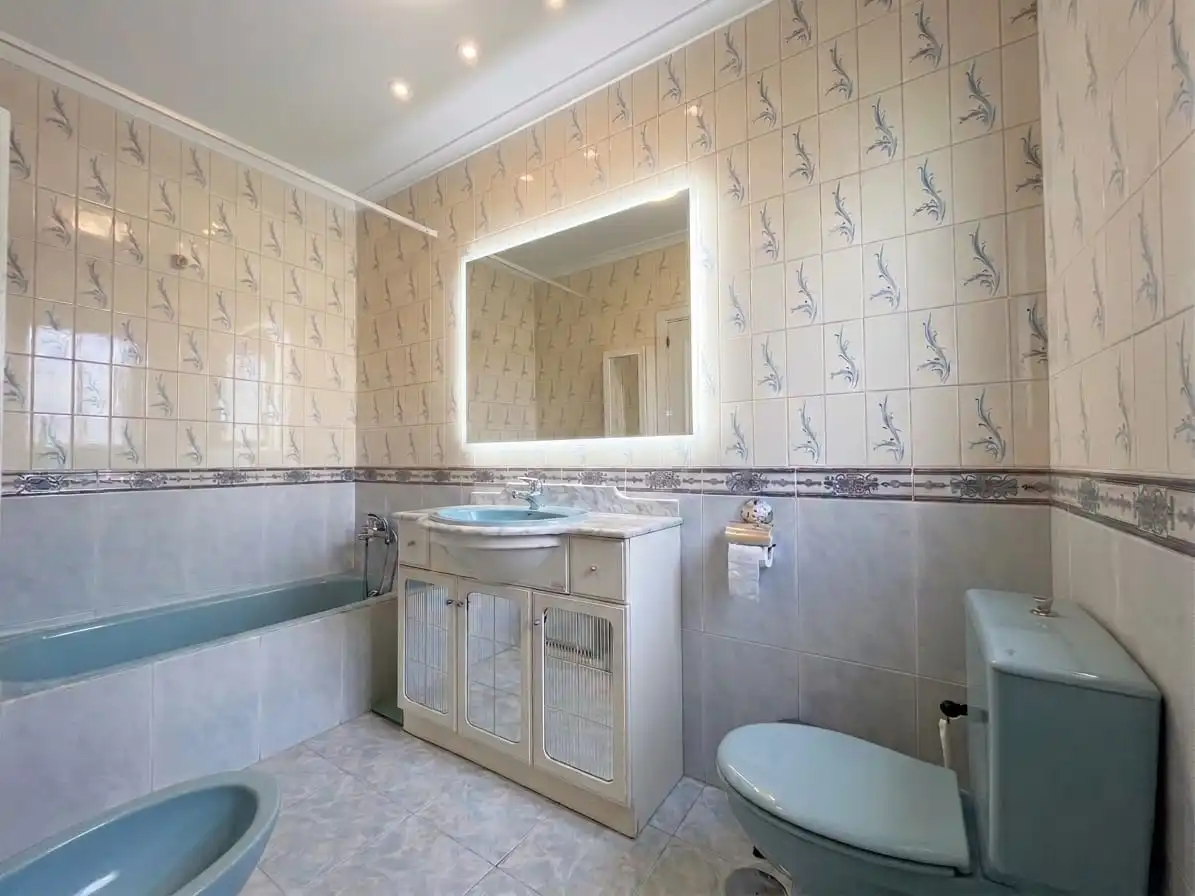 Badezimmer von Wohnung zum Verkauf in Vélez-Málaga mit Terrasse und Möbliert