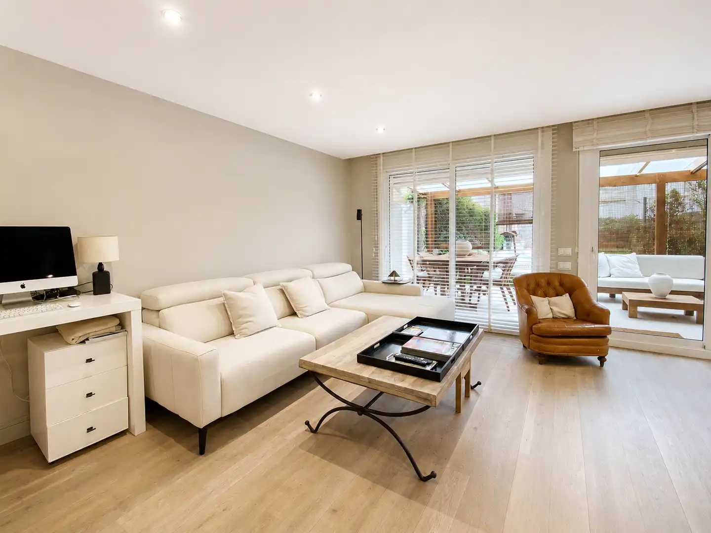 Sala de estar de Casa o chalet en venta en Sant Andreu de Llavaneres con Aire acondicionado, Calefacción y Jardín privado