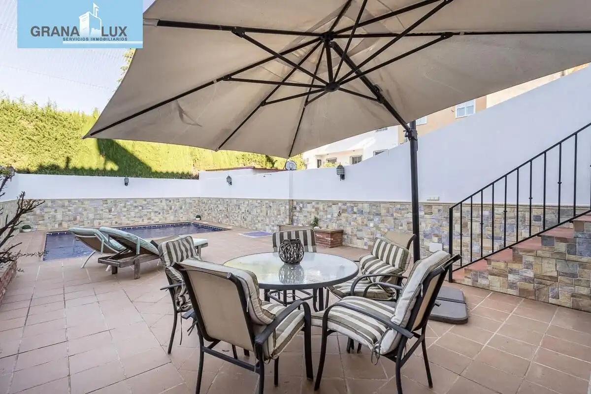 Terraza de Casa o chalet en venta en Vegas del Genil con Aire acondicionado, Calefacción y Terraza