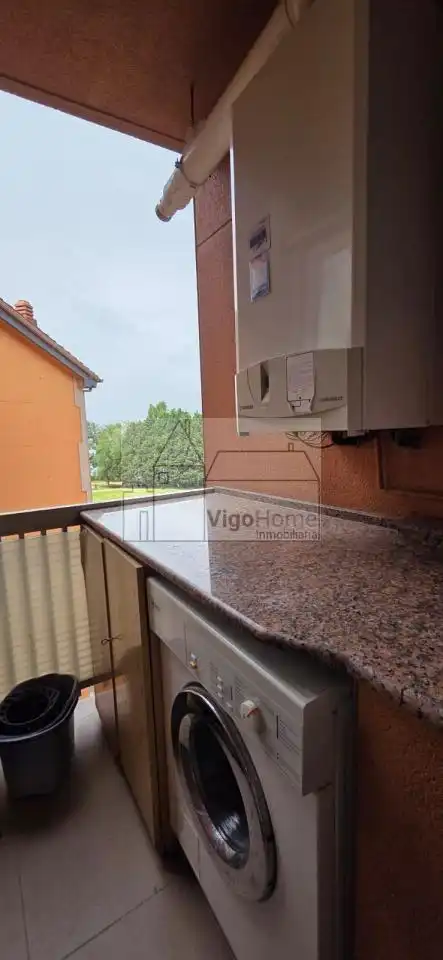 Balcony of Duplexes for rent in Vigo   with Heating, Parquet flooring and Terrace