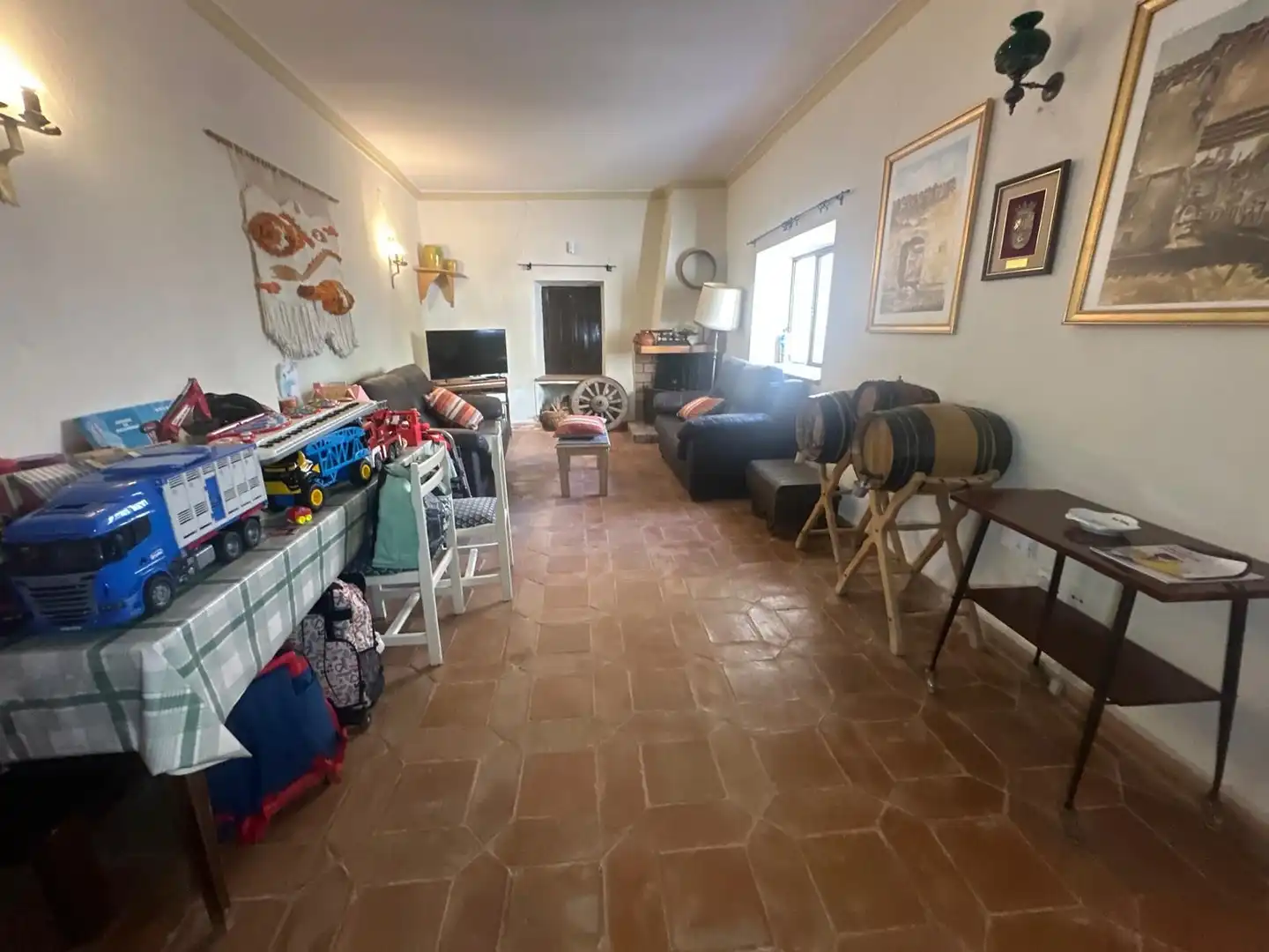 Houses for sale in Argamasilla de Alba  with Balcony
