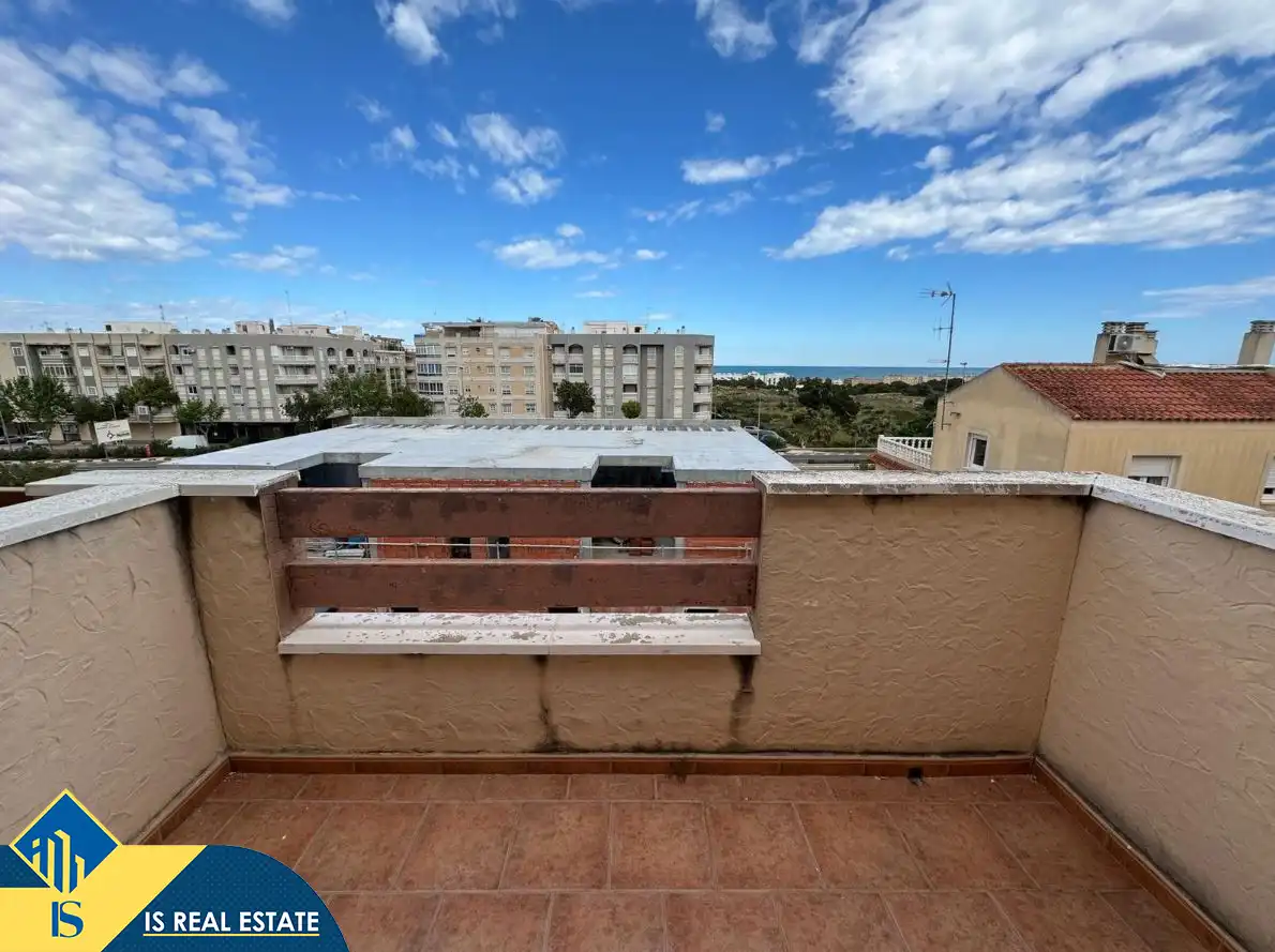 Adossat amb piscina en venda a Las Viñas, imagen 22