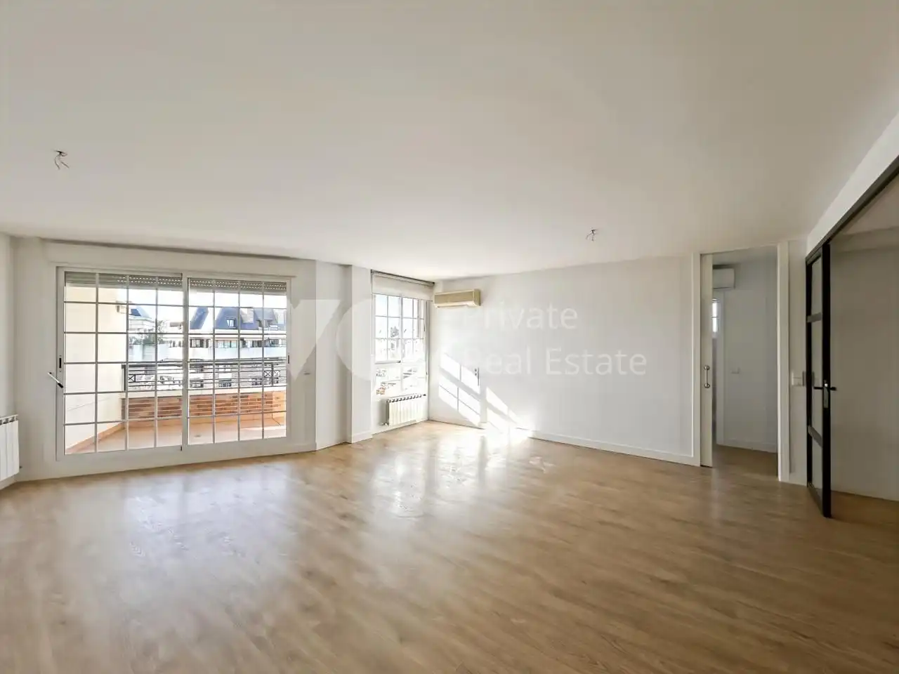 Sala d'estar de Dúplex de lloguer en Majadahonda amb Aire condicionat, Calefacció i Terrassa
