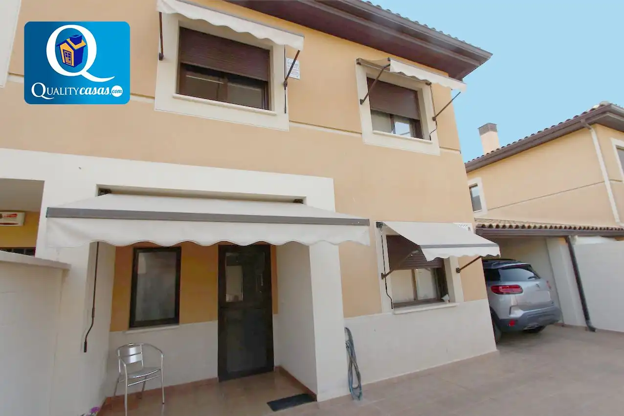 Vista exterior de Casa o chalet en venta en Mutxamel con Aire acondicionado, Calefacción y Terraza