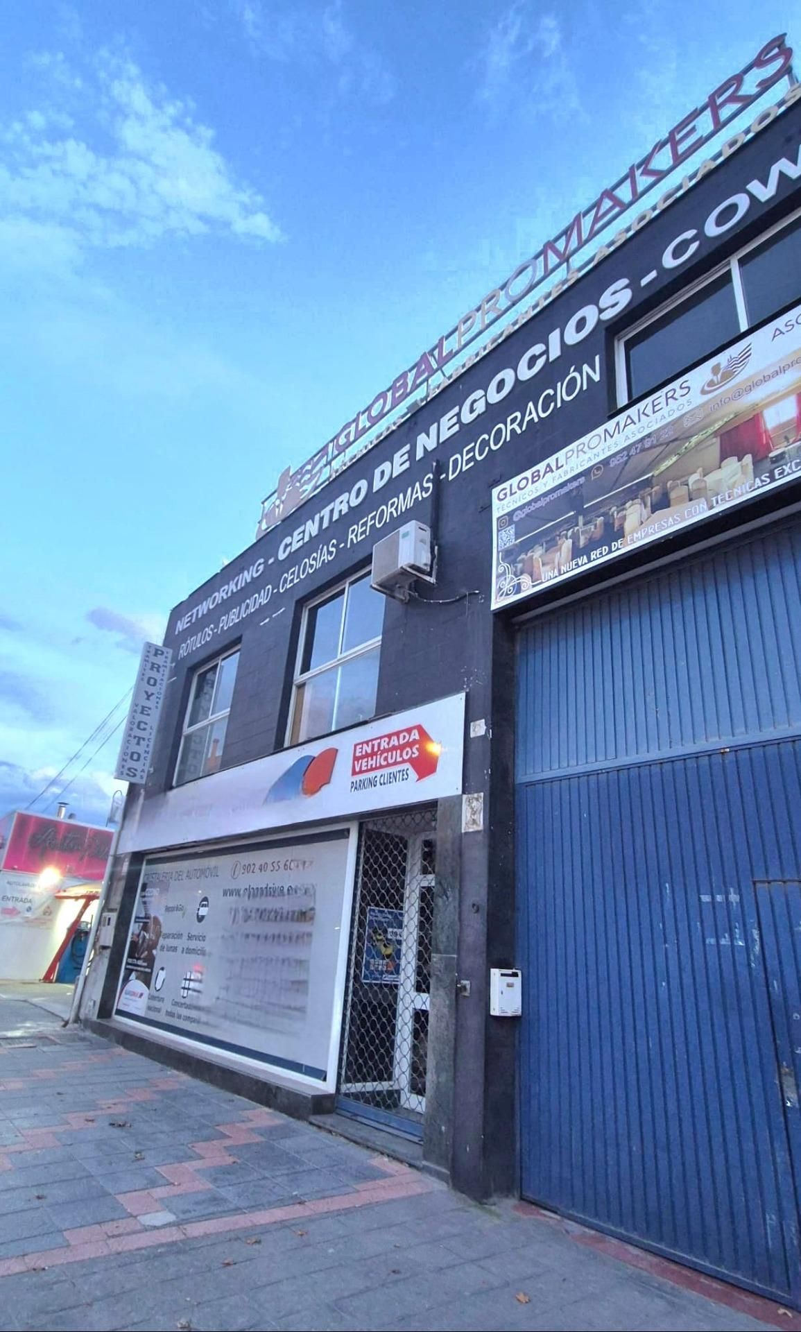 Vista exterior de Oficina de lloguer en Mijas