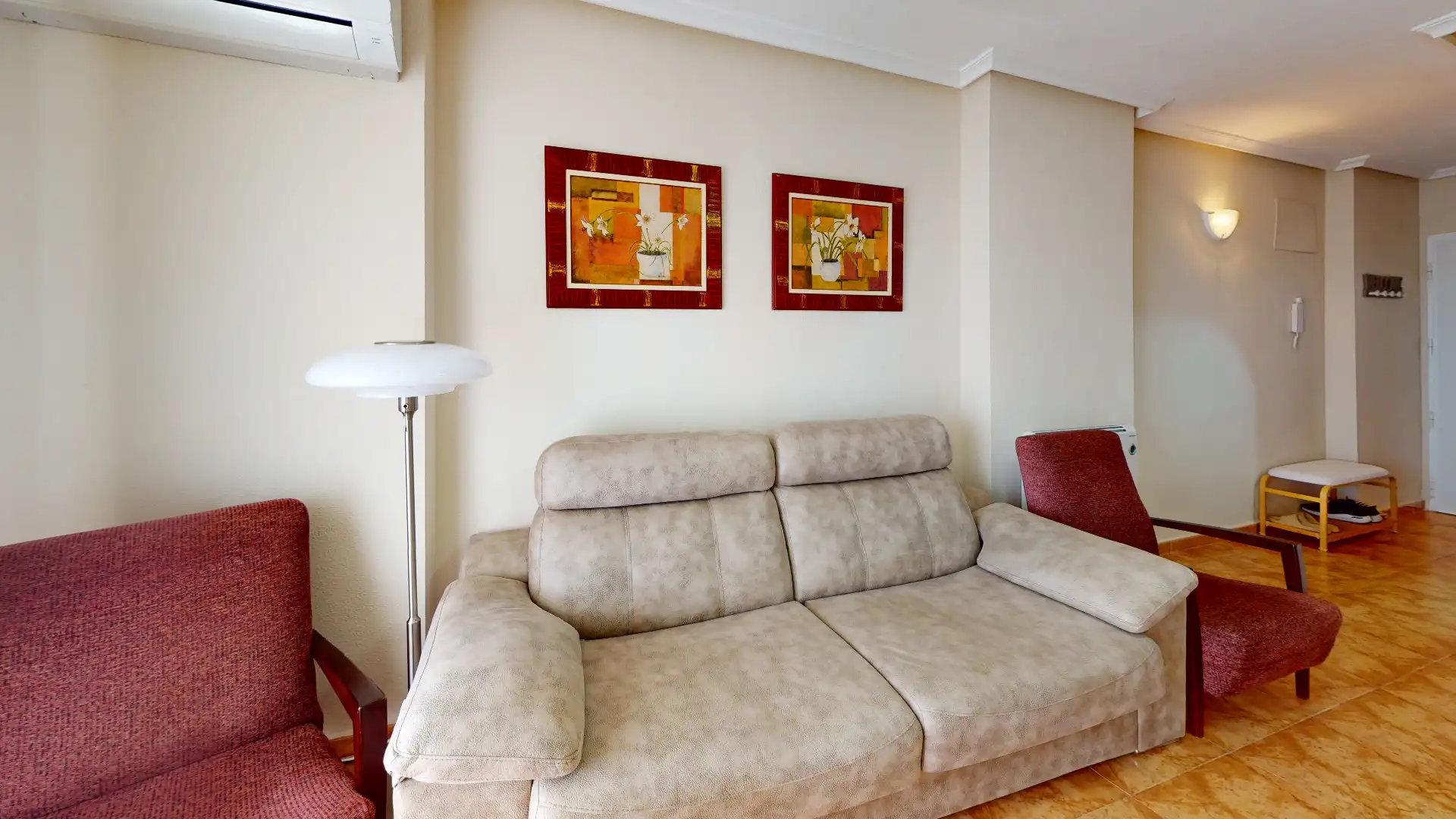Living room of Flat for sale in Torrevieja  with Air Conditioner, Terrace and Furnished