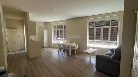 Foto 2 de Apartamento de alquiler en Casco Antiguo, Cáceres Capital