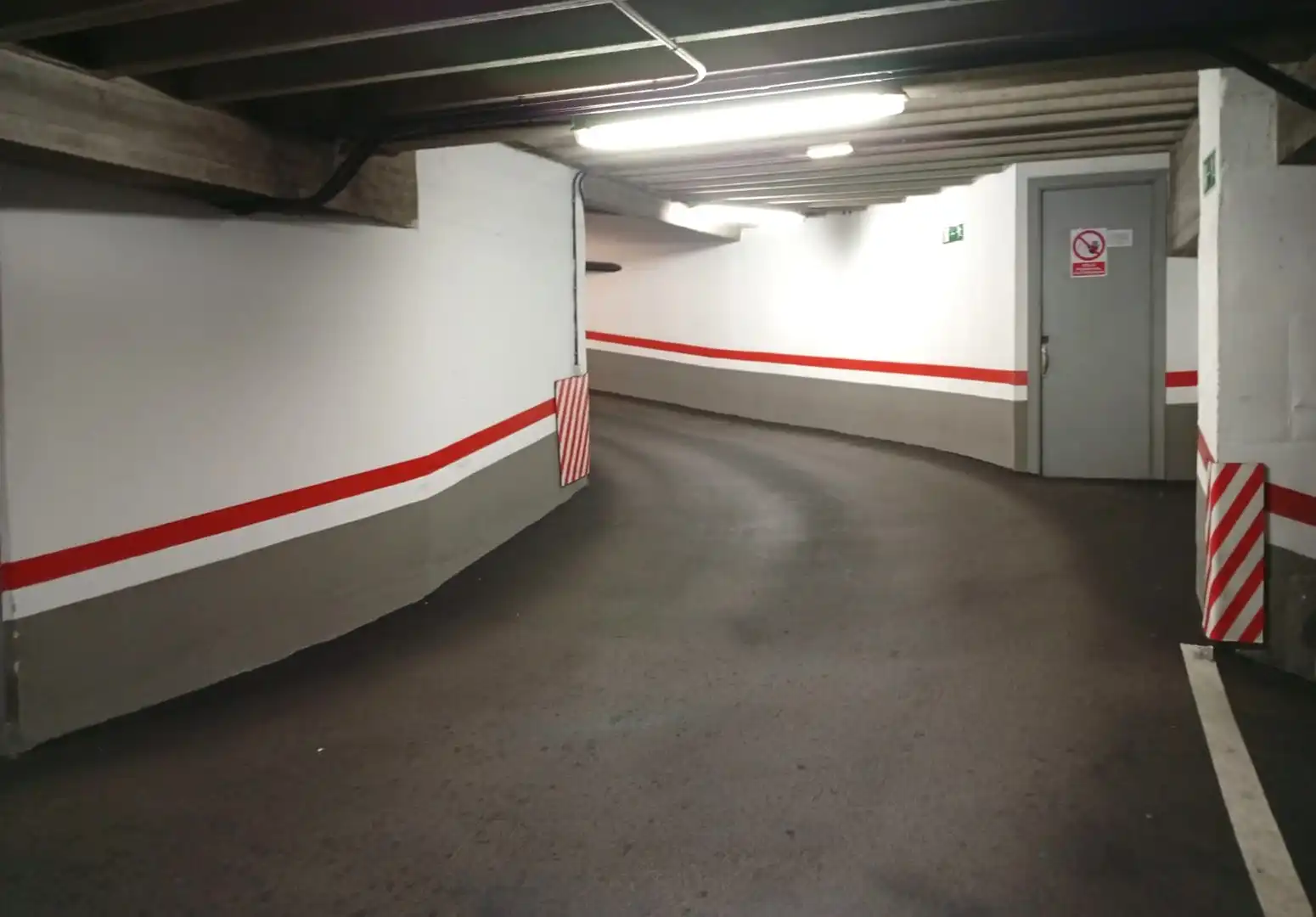Parkplatz von Garage zum Verkauf in Oviedo 