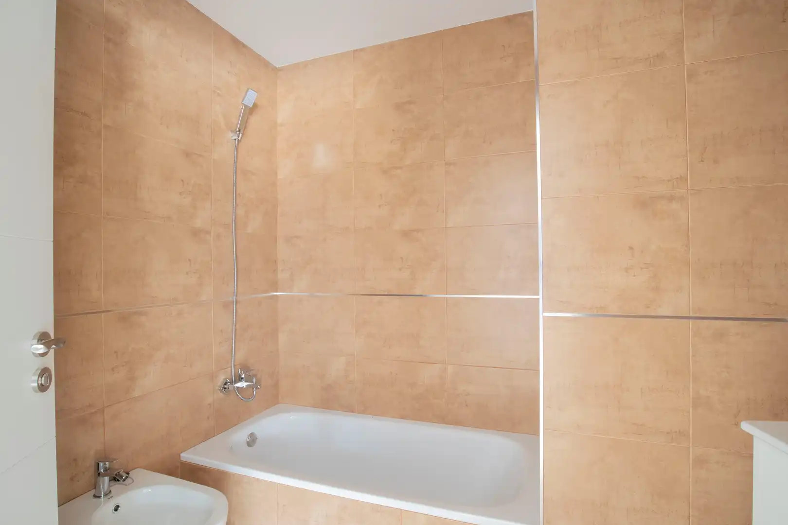 Flat to rent in SAPUR, imagen 14