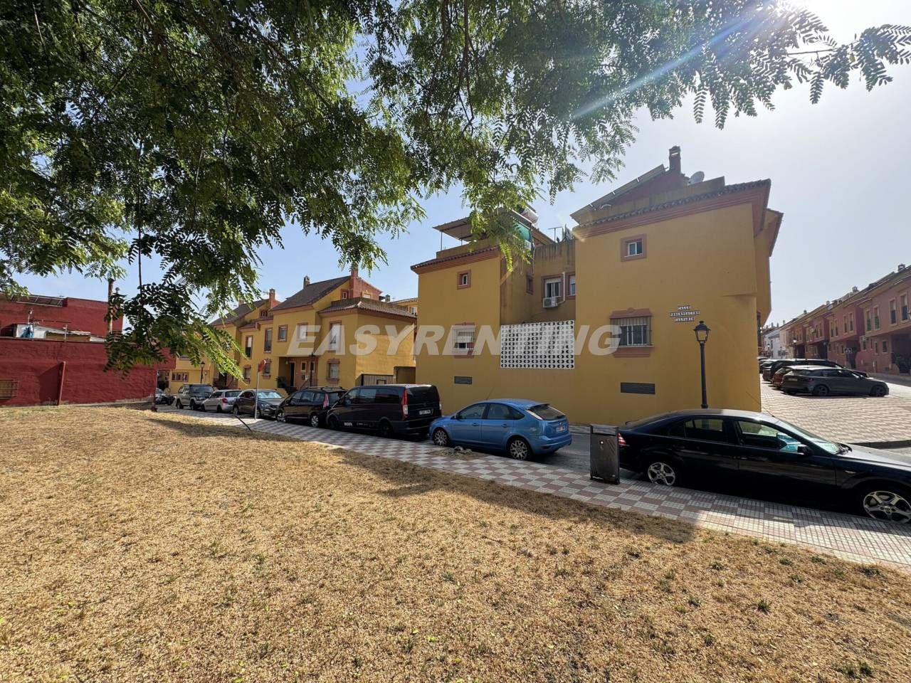 Single-family semi-detached for sale in Calle Prolongación Calvario