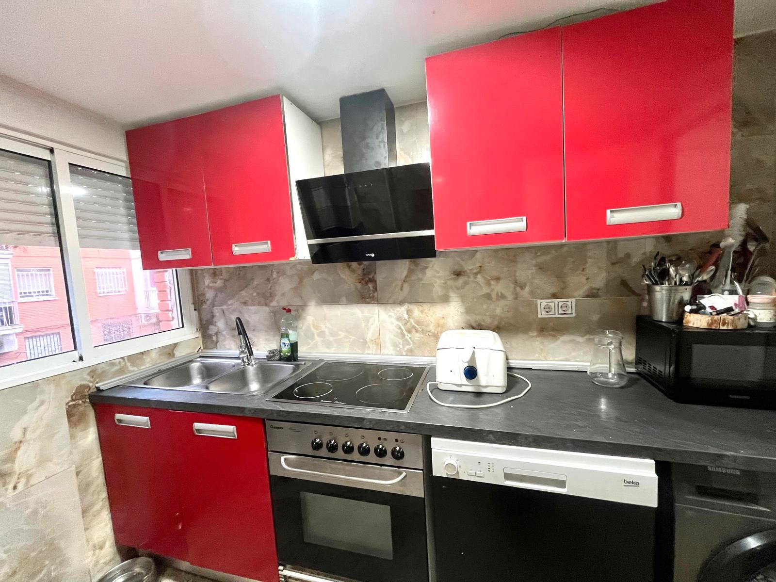 Kitchen of Flat for sale in  Valencia Capital  with Air Conditioner and Balcony