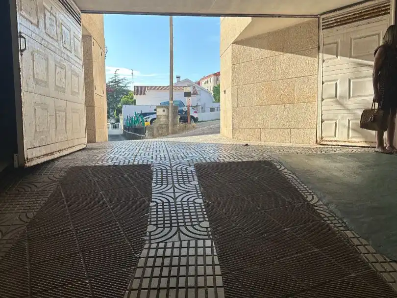 Exterior view of Garage for rent in Nigrán