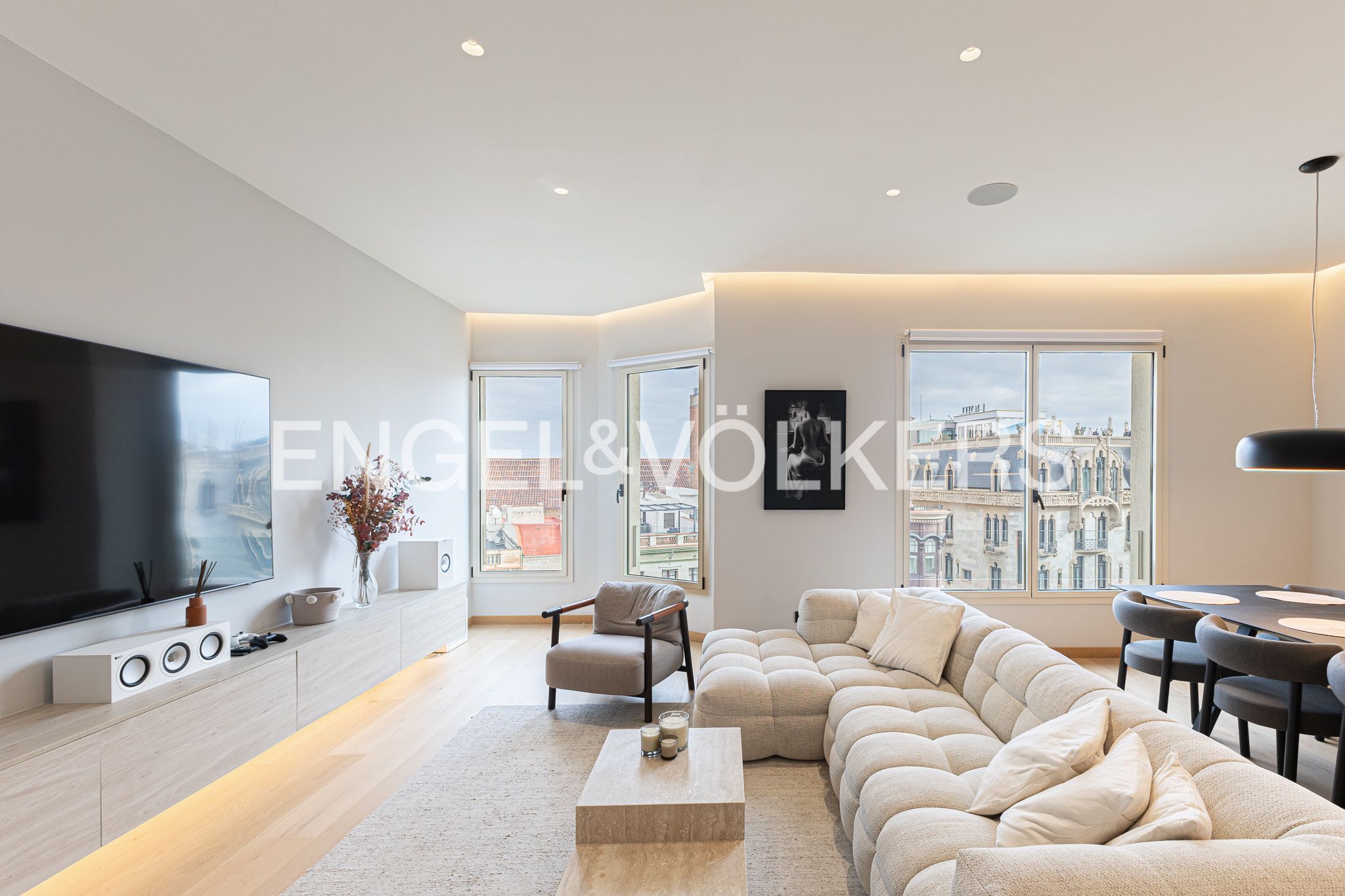 Sala d'estar de Àtic de lloguer en  Barcelona Capital amb Aire condicionat, Calefacció i Parquet